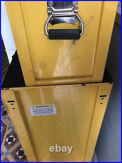 Clarke contractor Tool Box And Roller Cabinet