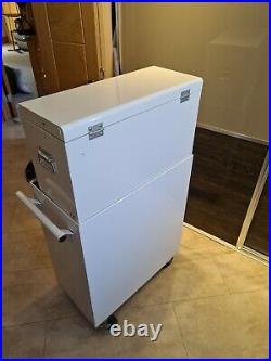 US PRO TOOLS TOOL CHEST AND ROLLER CABINET, ball bearing draws